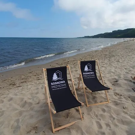 Sosnowa Przystan Z Jacuzzi W Rozewiu -