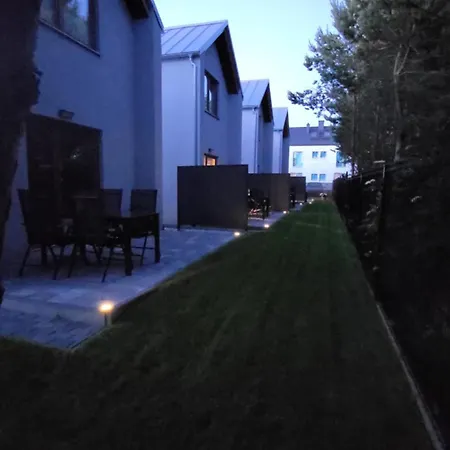 Nowoczesne Sosnowa Przystan W Rozewiu Z Jacuzzi Apartamento