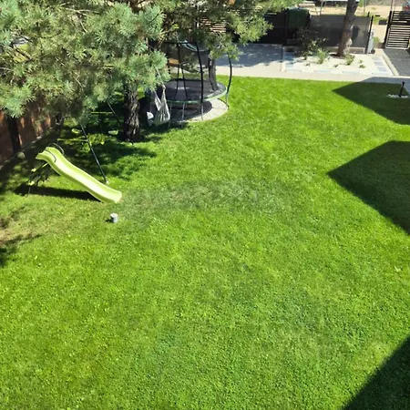 Sosnowa Przystan Z Jacuzzi W Rozewiu -