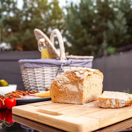 Sosnowa Przystan Z Jacuzzi W Rozewiu -