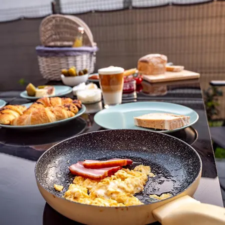 Sosnowa Przystan Z Jacuzzi W Rozewiu - Apartmán *