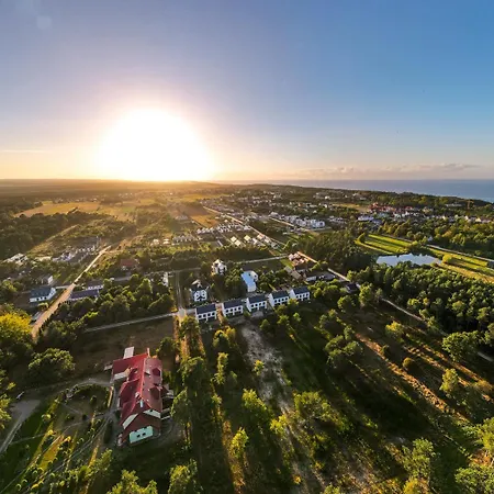 Sosnowa Przystan Z Jacuzzi W Rozewiu - *