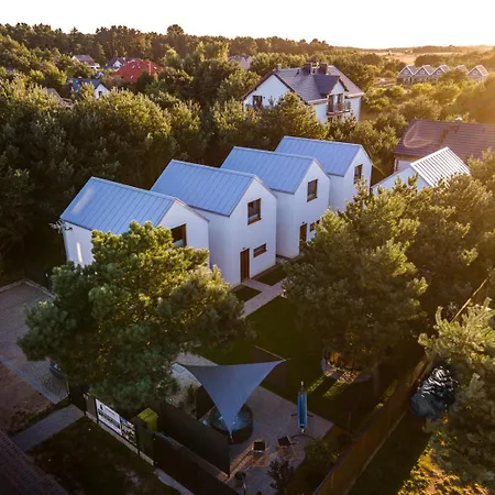 Sosnowa Przystan Z Jacuzzi W Rozewiu -