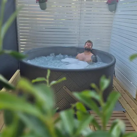 Appartement Sosnowa Przystan Z Jacuzzi W Rozewiu - *