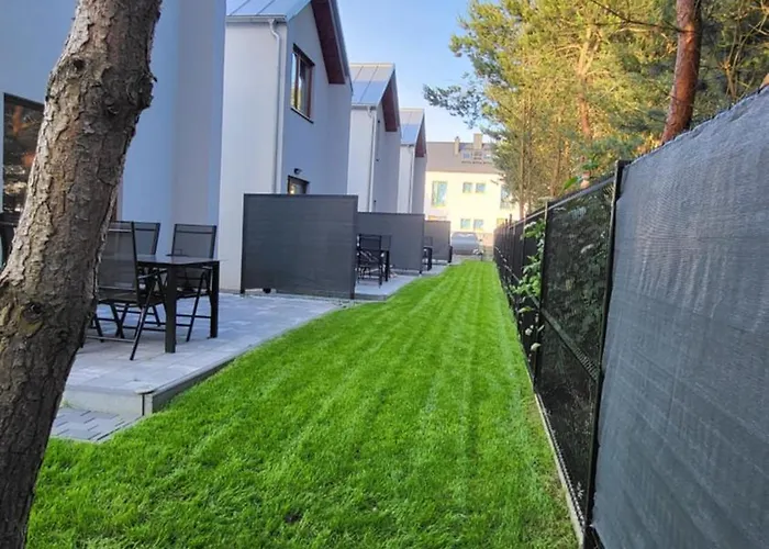 Sosnowa Przystan W Rozewiu - * Jastrzębia Góra