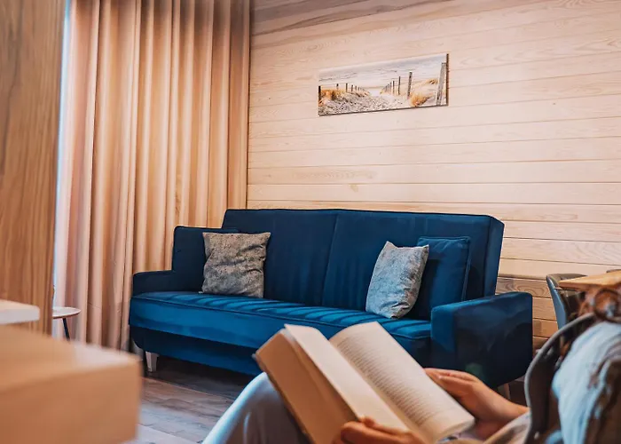 Sosnowa Przystan Z Jacuzzi W Rozewiu - شقة